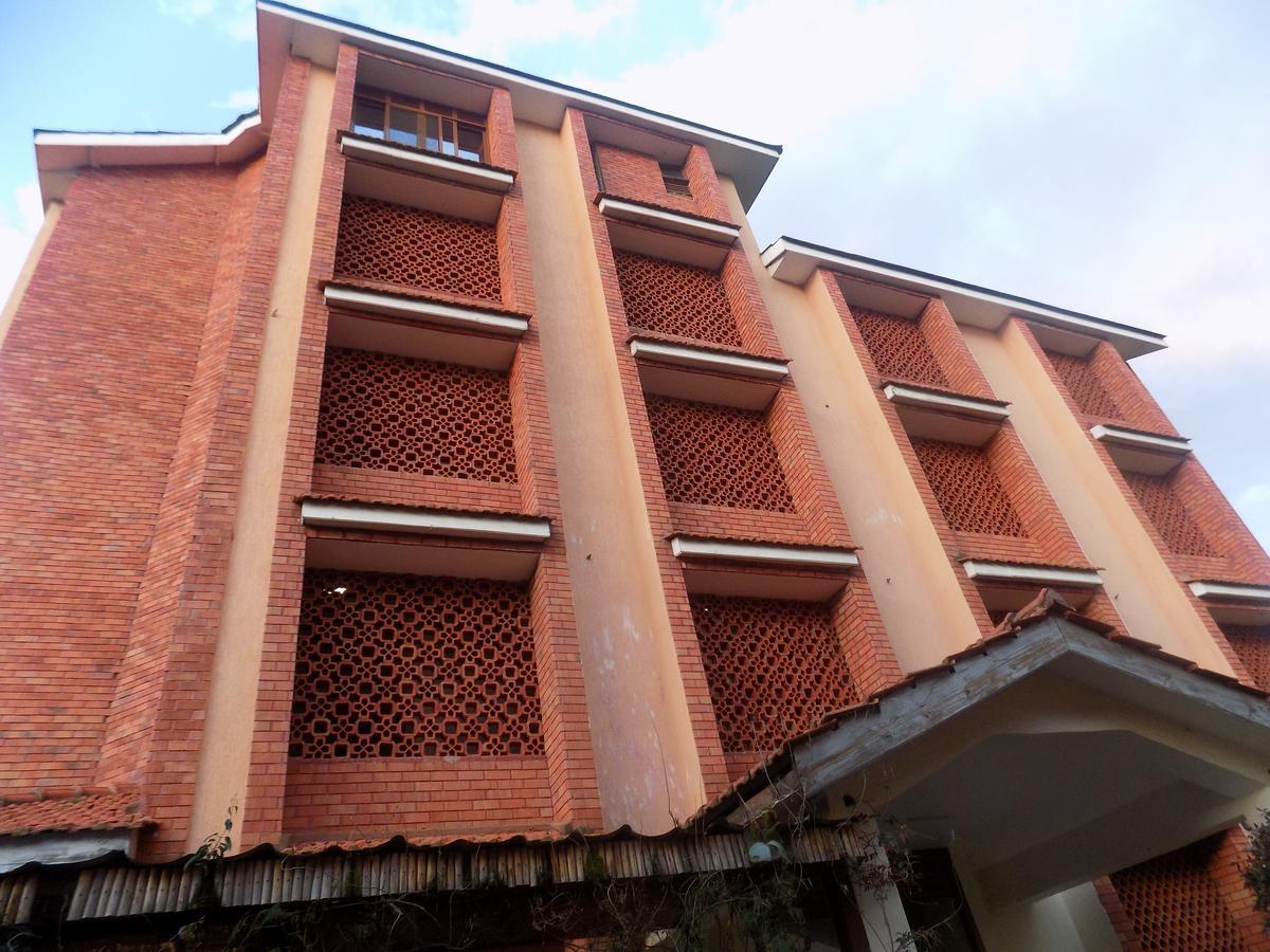 Kayegi Hotel Mbale Exterior foto