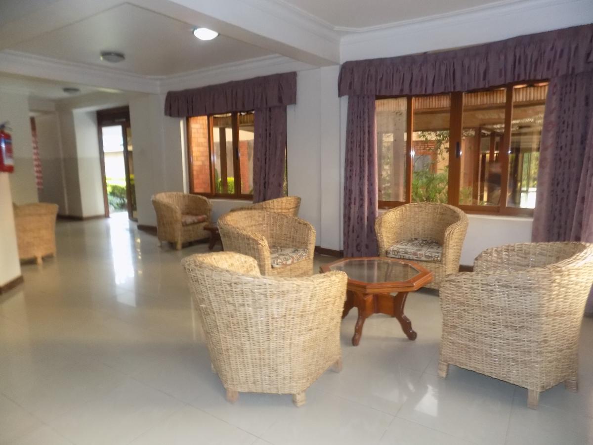 Kayegi Hotel Mbale Exterior foto